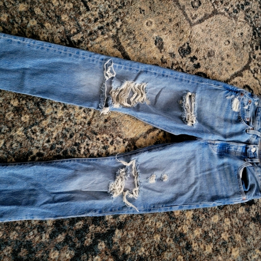 Levi jeans